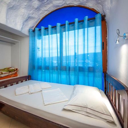 Hotel Shpella Berat Esterno foto