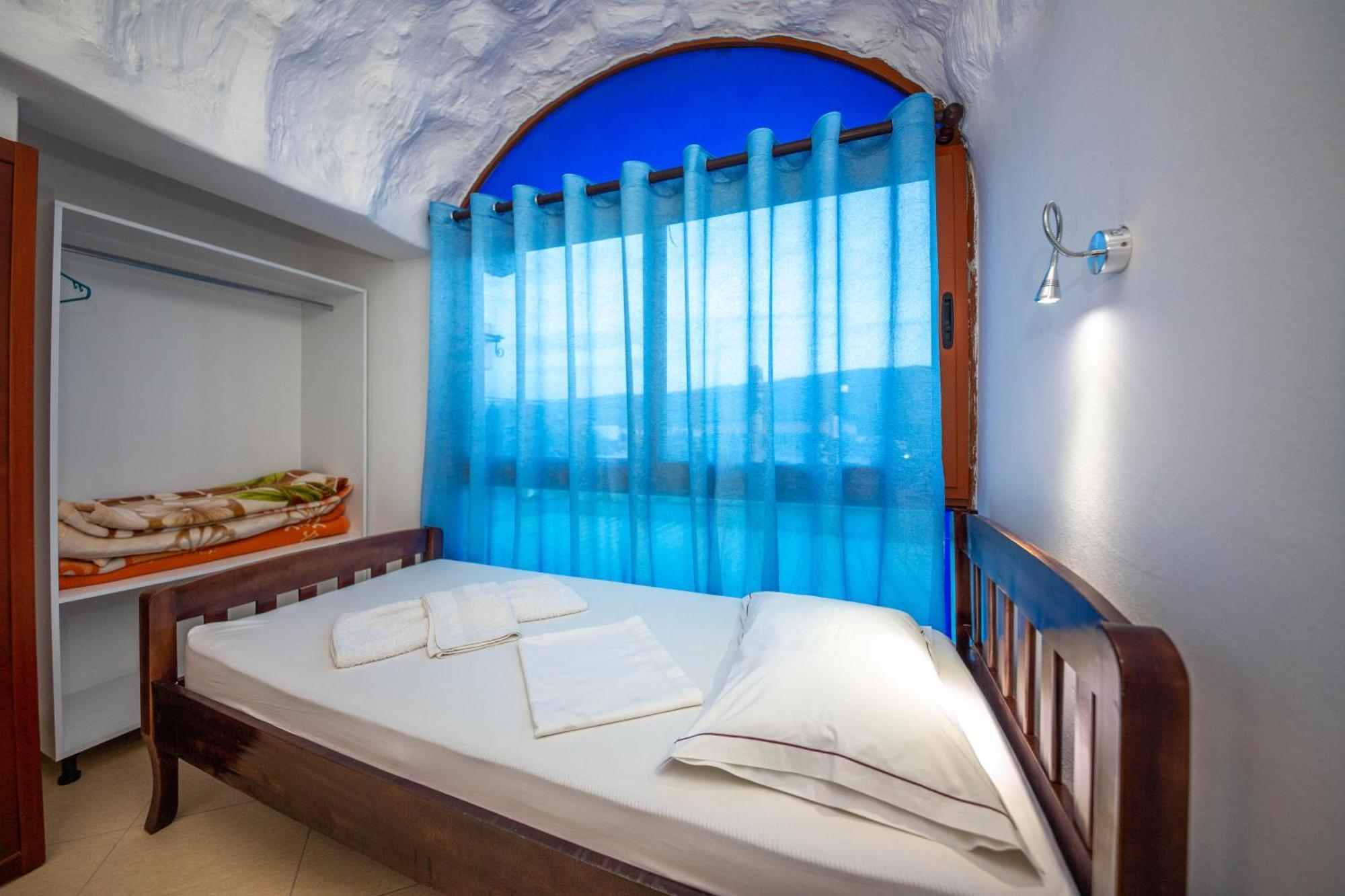 Hotel Shpella Berat Esterno foto