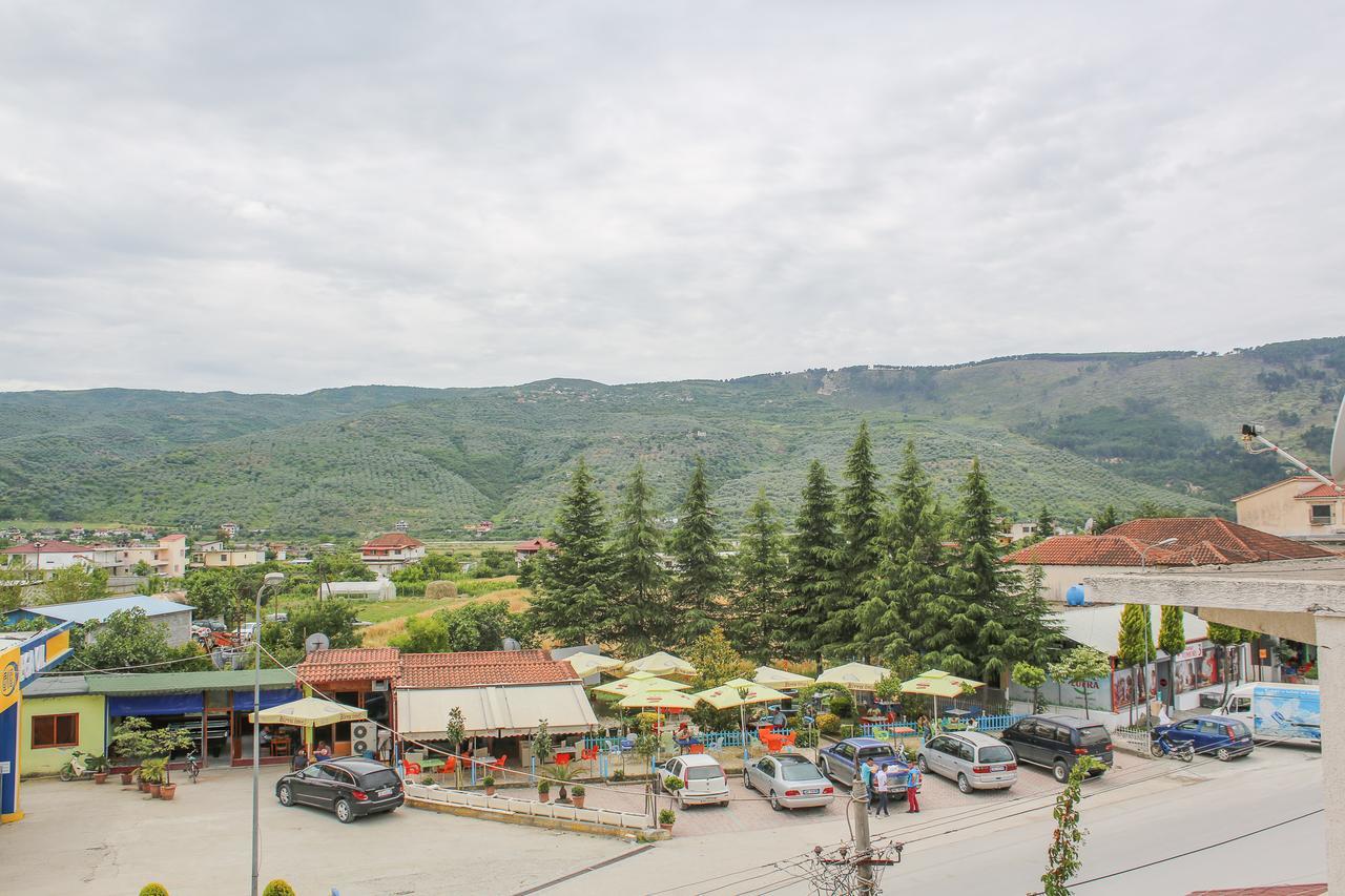 Hotel Shpella Berat Esterno foto